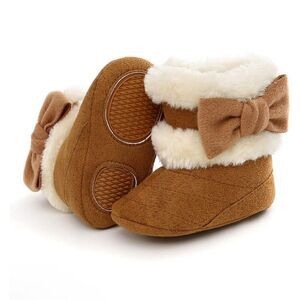 Baby brown fur lined snow boots size 4-5 toddler
